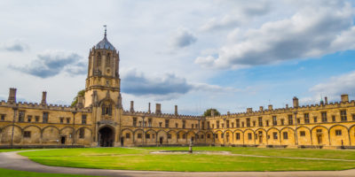 A Woolf University foi criada por pesquisadores da Universidade de Oxford, na Inglaterra (Foto: Unsplash)