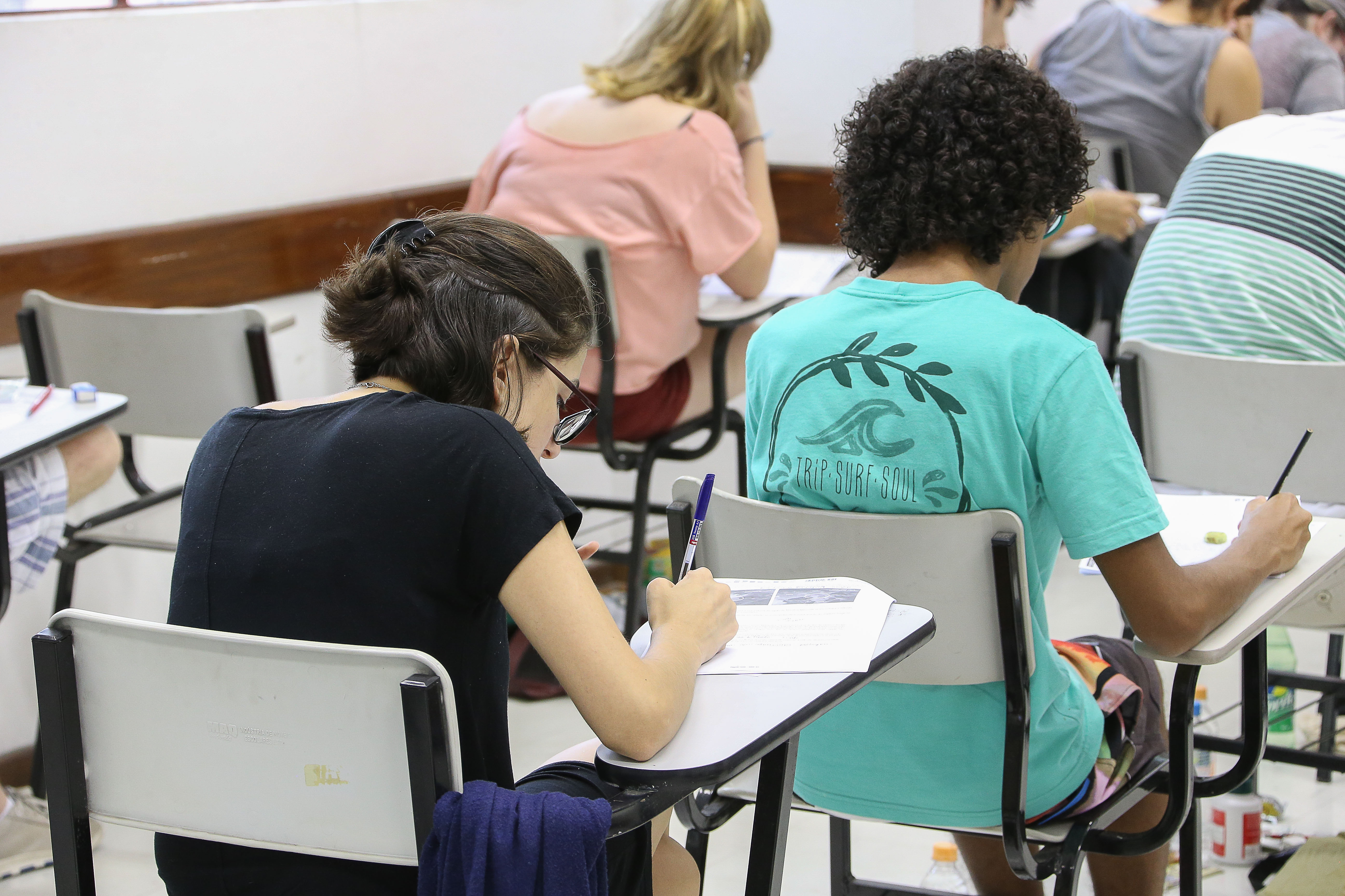 Ministro afirma que estudantes com baixo desempenho no Enade 'não deveriam  se formar', Educação